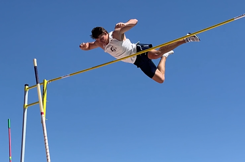 TMU Student-Athlete Brings Home National Title in Pole Vault Featured Image